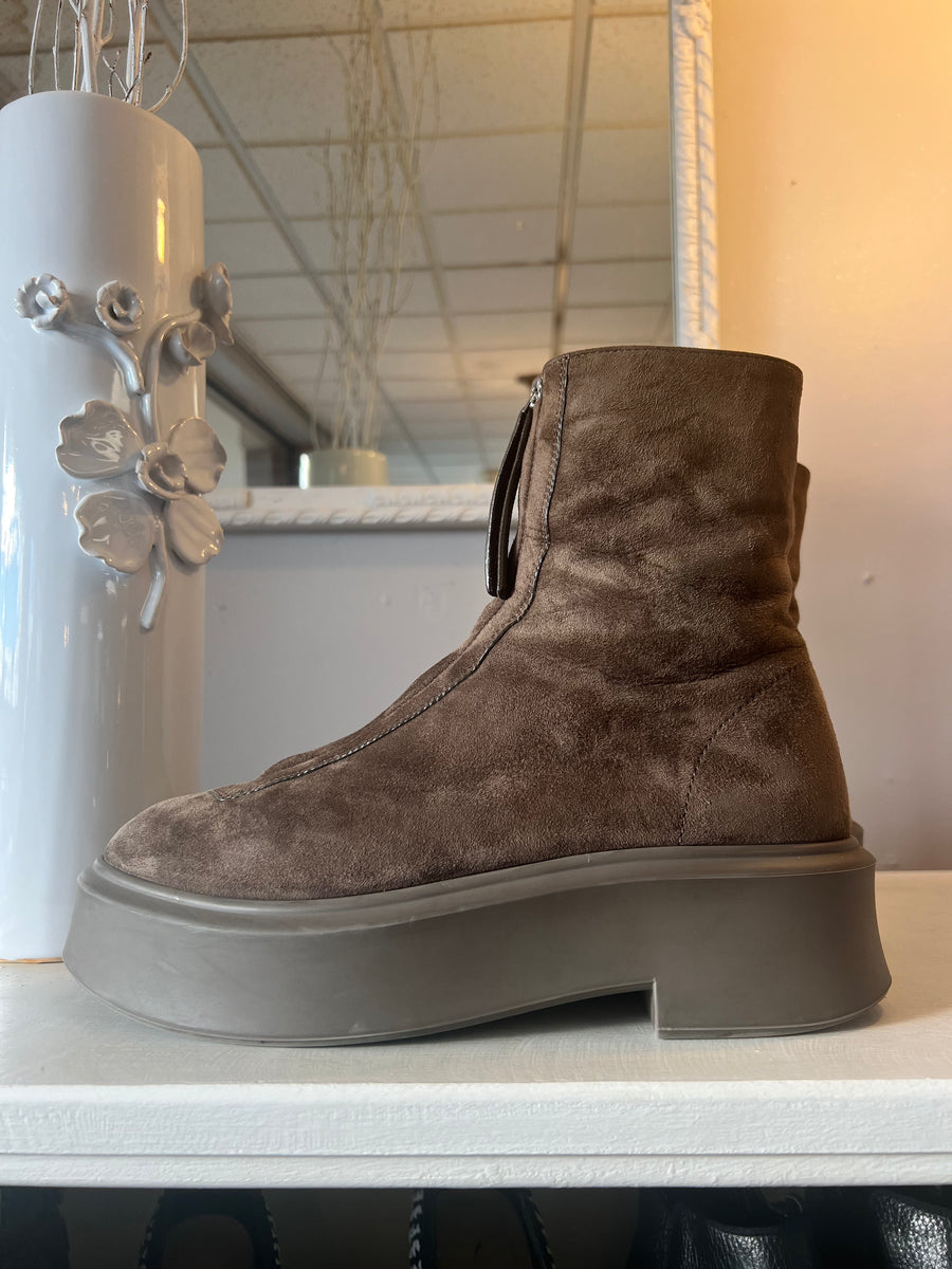 the row zip front boots