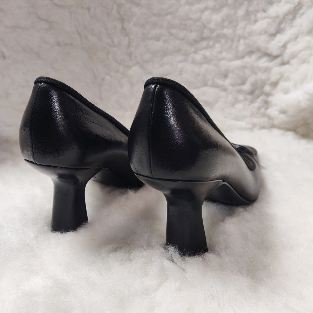 Vintage Chanel Pumps (Size 38) – Sequels Resale Boutique