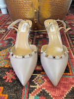 Valentino pointed toe pumps