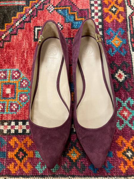 Tory Burch pointed toe flats (size 8)