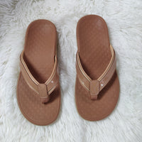 Vionic Sandals (Size 7)