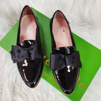 Kate Spade Black Loafers (Size 5)